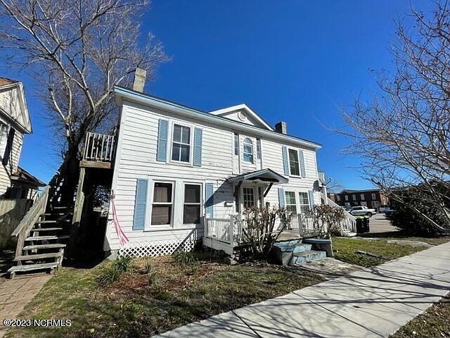 1st image of 906 Bridges Street