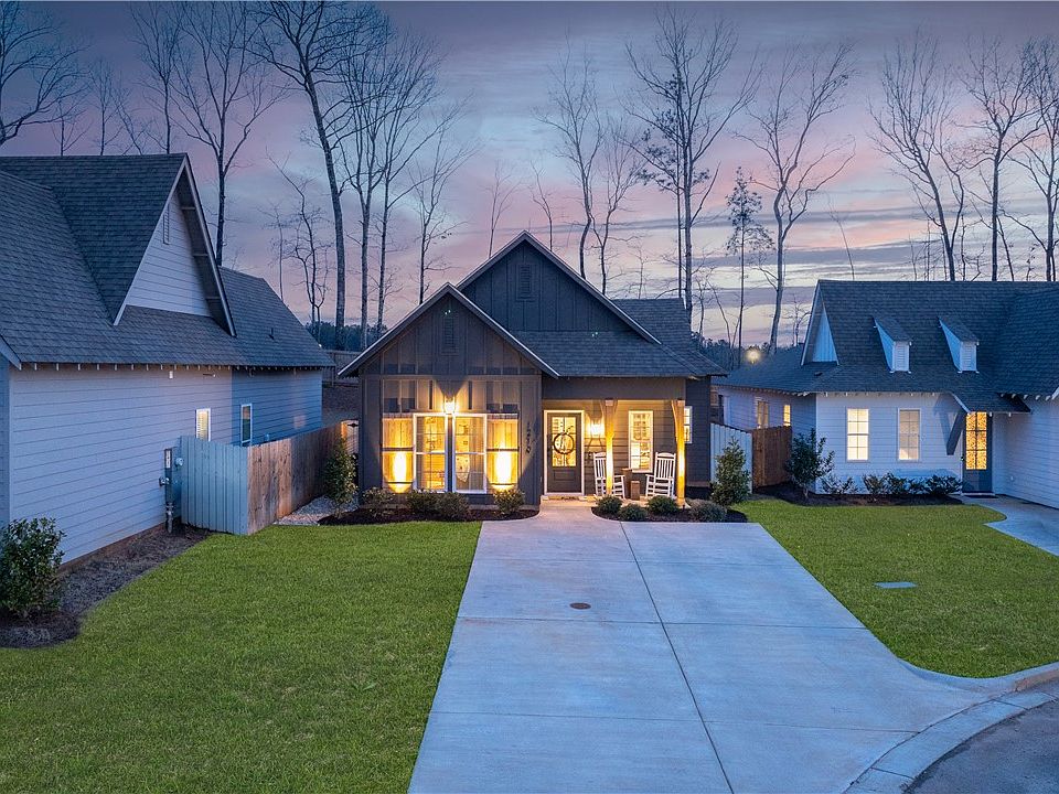 1st image of 1210 Woodland Cir