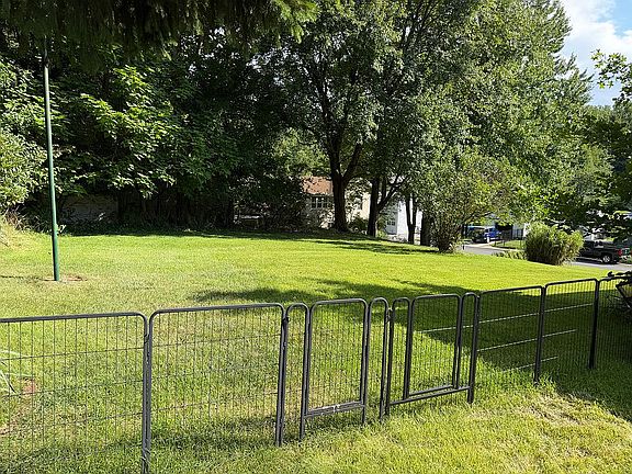 3rd image of 352 River St