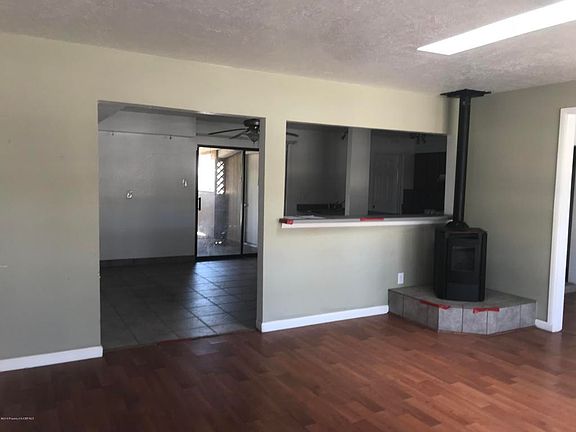 4th image of 3001 Crestridge Dr
