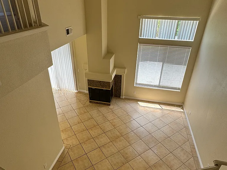 9447 Questa Pointe — Photo 10