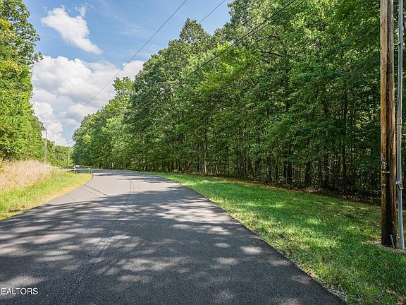 5th image of Sawmill Rd #9