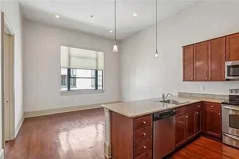 1201 Canal St #506 — Photo 14