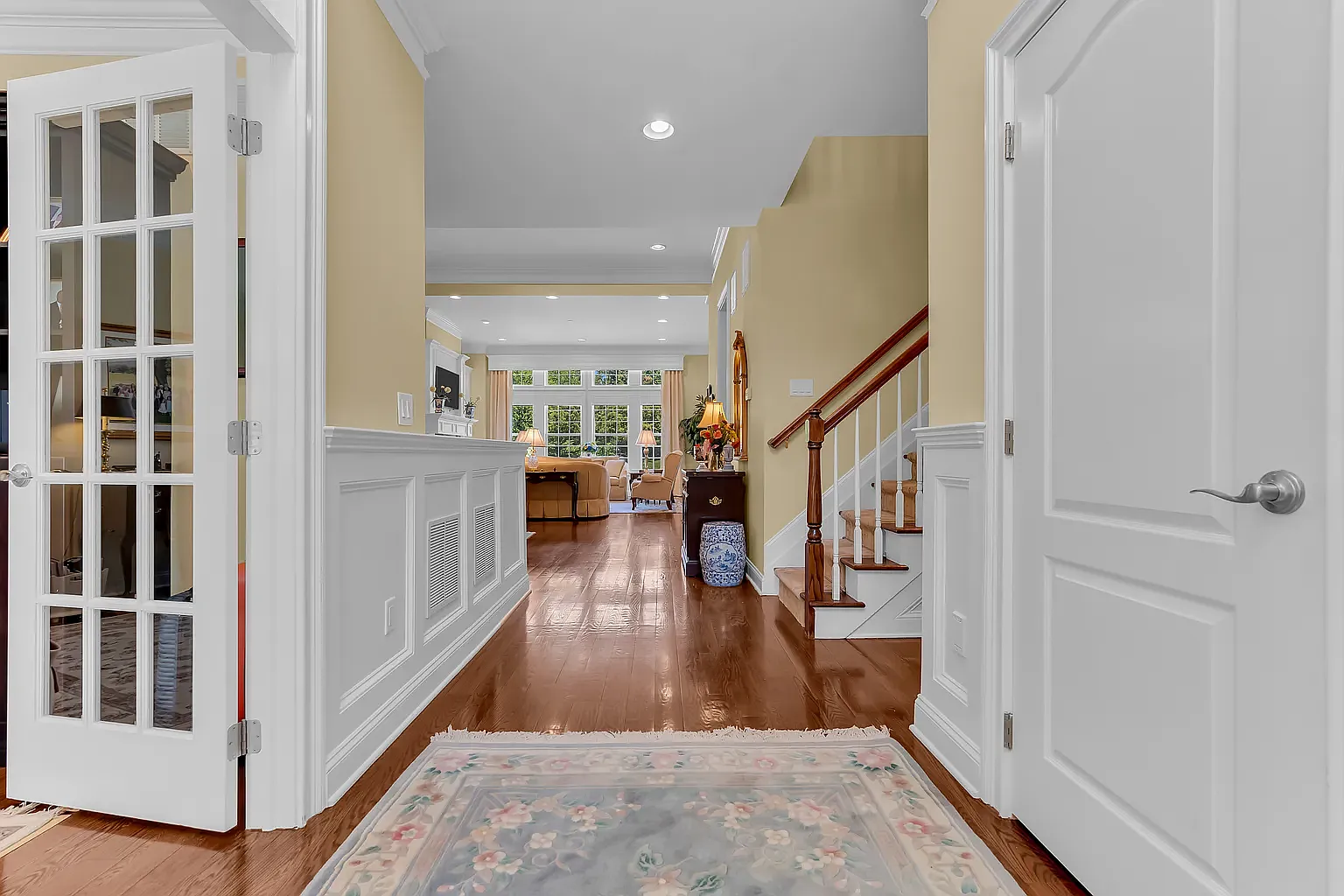 3 bed, 3400 sqft, $6,500 — Photo 3