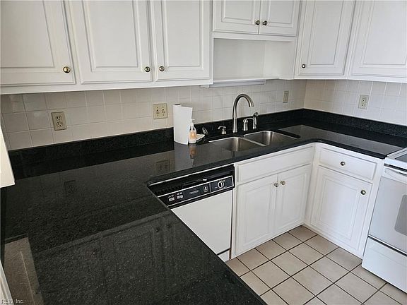 2nd image of 7505 River Rd APT 3C
