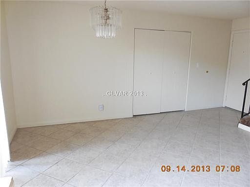 5th image of 1471 Living Desert Dr APT B