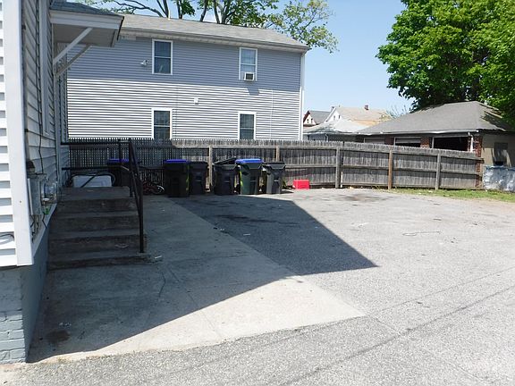2nd image of 196 Laurel Hill Ave