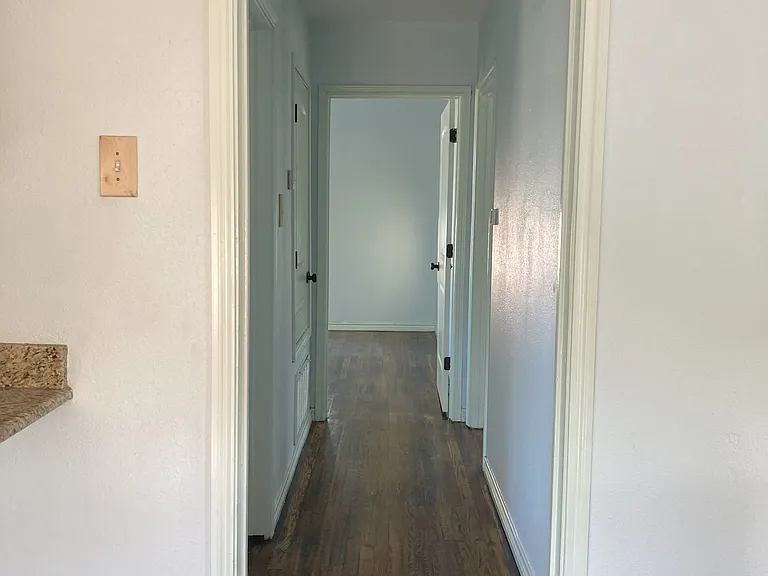 467 Eleanor Ave #2 — Photo 4