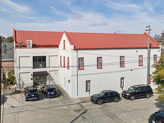 5th image of 241 E Bay St