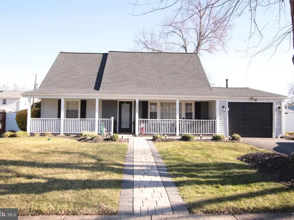 4407 Midstone Ln, Fairfax, VA 22033