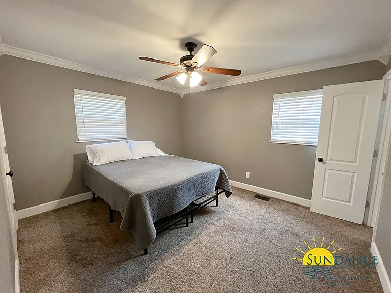 132 Sotir St NW — Photo 19