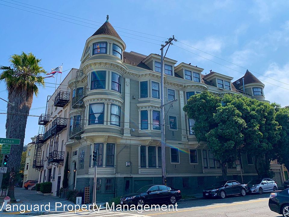1st image of 561 Baker St APT 1