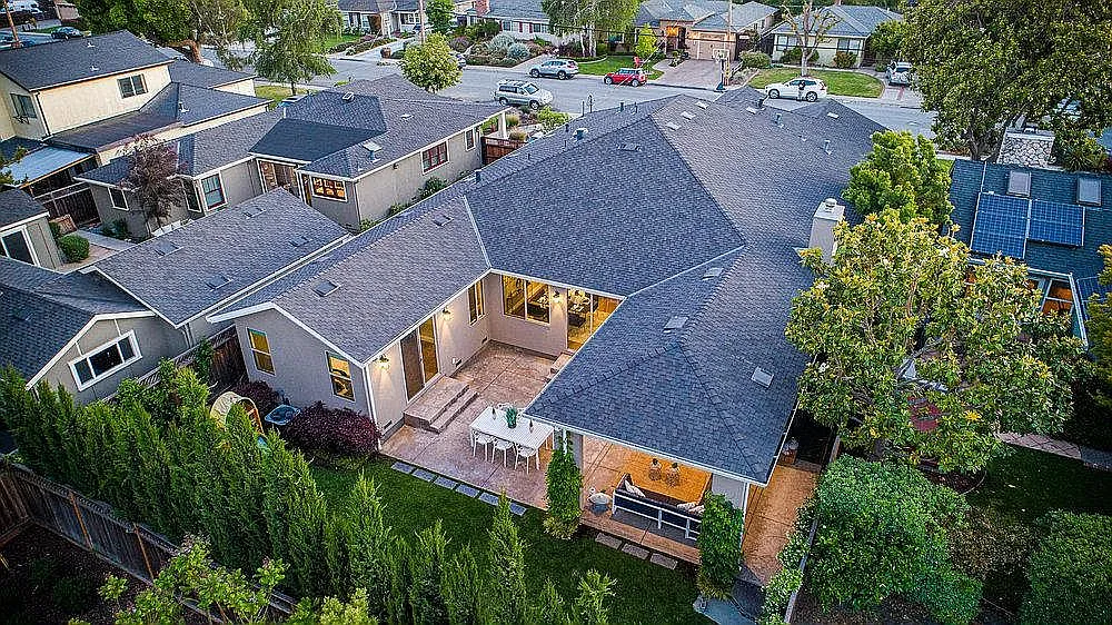 2360 Shibley Ave photo 1