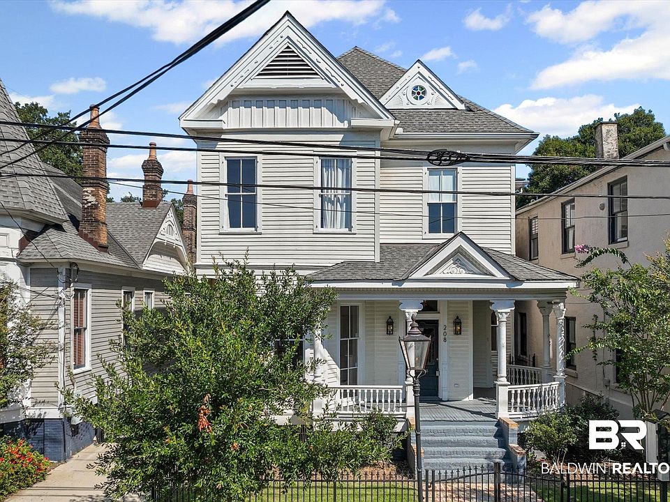 1st image of 208 State St