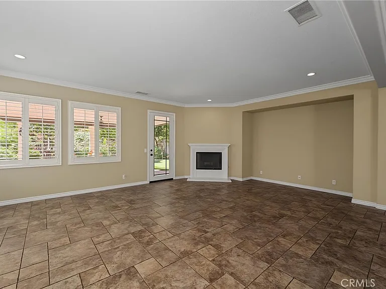 1254 Duxbury Cir — Photo 18