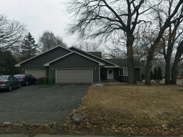 12905 Raven St NW, Coon Rapids, MN 55448