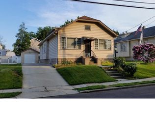104 E Clinton Ave, Oaklyn, NJ 08107