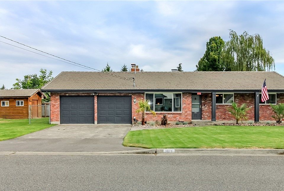 1st image of 1813 13th Ave NW
