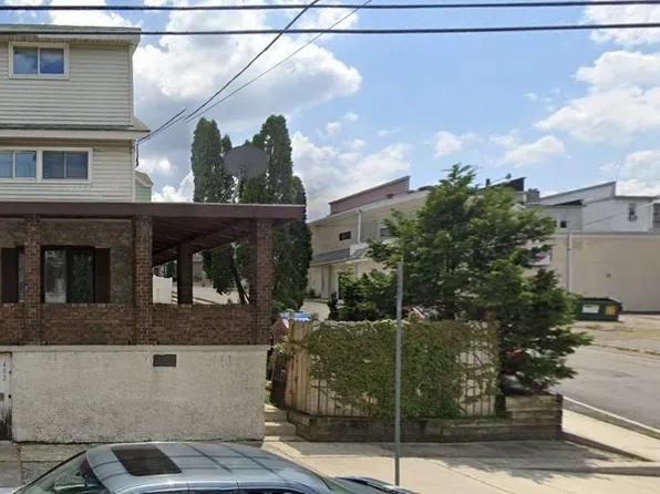 402 E Patterson St, Lansford, PA 18232