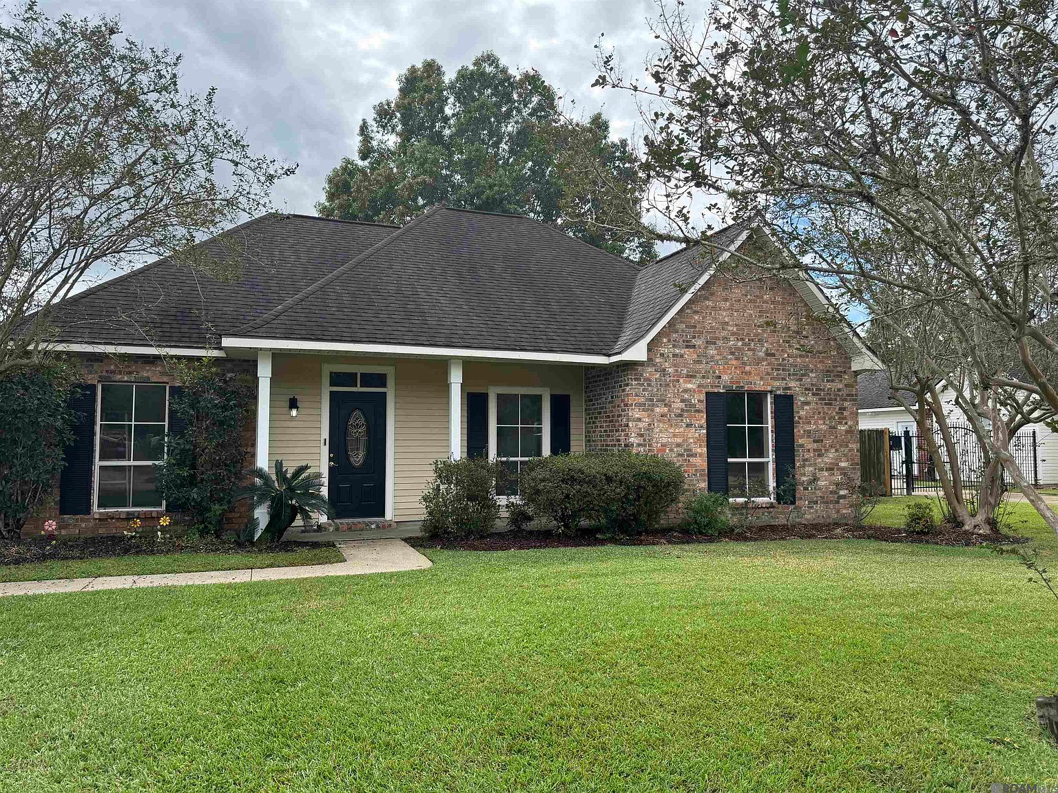 10296 Carter Hills Ave, Denham Springs, LA 70726 | Zillow