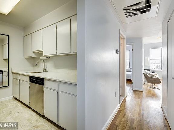 Kitchen (3 of 3)