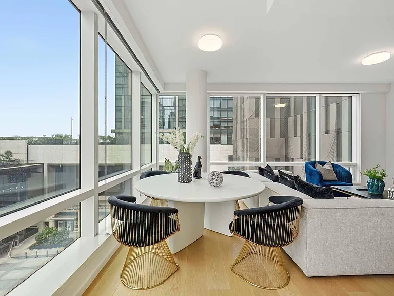 877 Francisco St #728 — Photo 9
