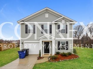 430 Bedford Knoll Dr, Winston Salem, NC 27107
