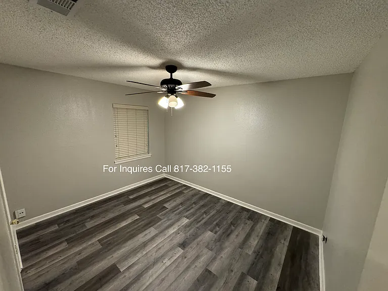 907 Walters Ln — Photo 12