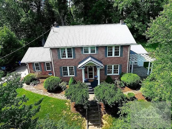 419 Oakhurst Ave, Bluefield, WV 24701