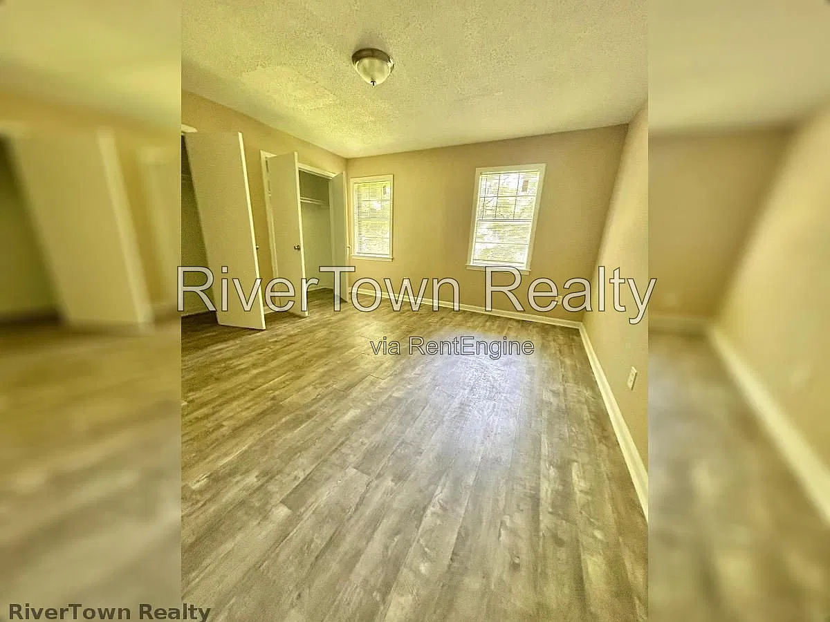 2 bed, 1.5 bath, 1292 sqft, $995 — Photo 4