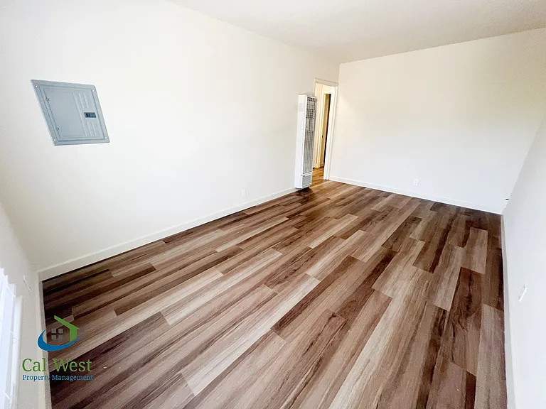 99 Atlas Ave — Photo 6