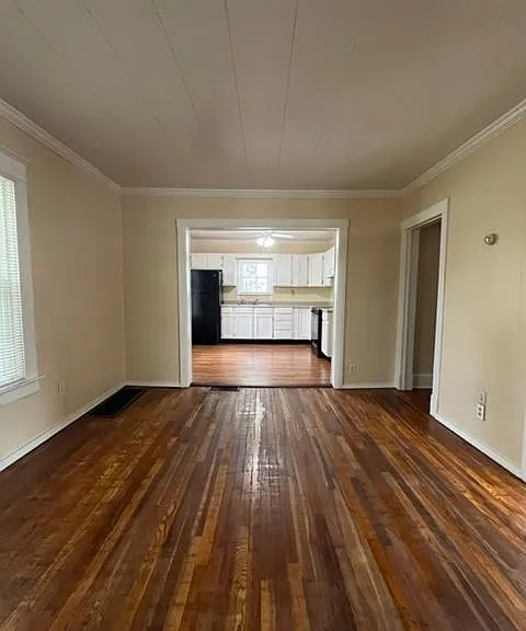 3920 Foresthill Ave — Photo 11