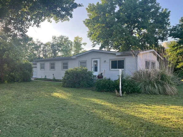 509 Osborne St, Downs, KS 67437