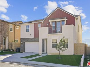 21230 W Wildflower Way, Chatsworth, CA 91311