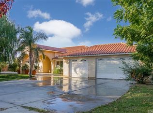 10045 E Avenue R, Sun Village, CA 93543