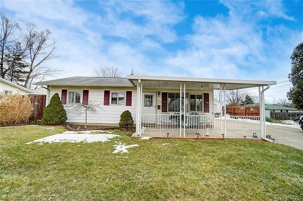 1194 Spinning Rd photo 1