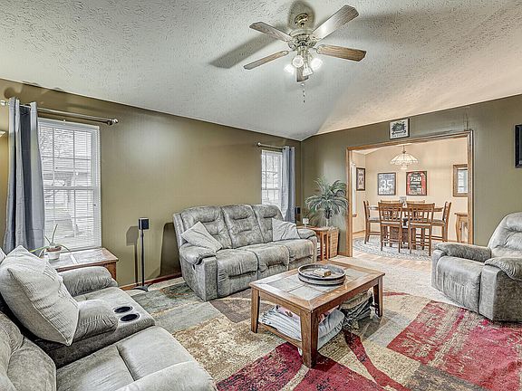 5th image of 517 S Luett Ave