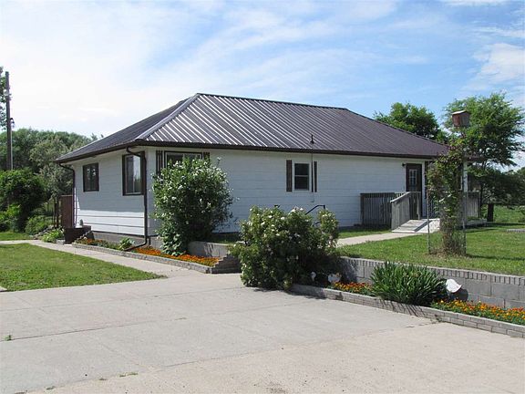 4th image of 2572 N Highway 83