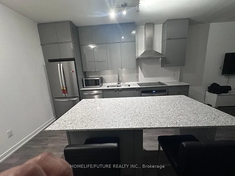 55 Duke St W #2506 — Photo 10