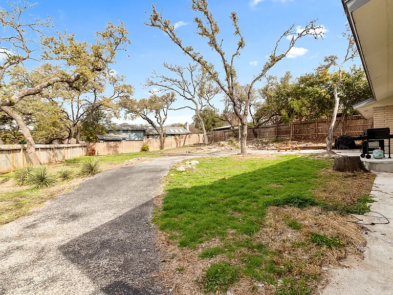 2831 Whisper View St — Photo 80