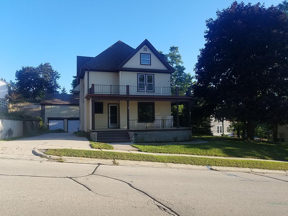 1st image of 114 W Mill St