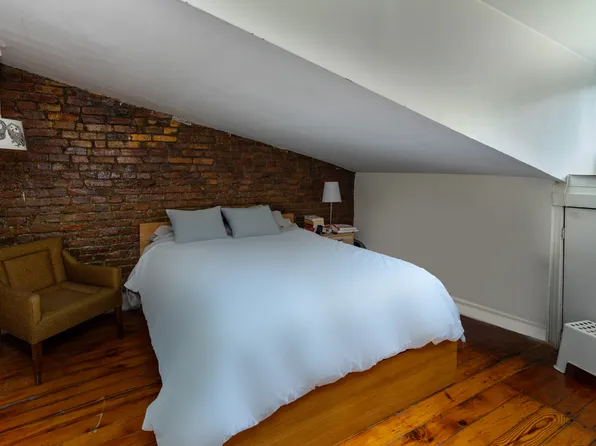 73 Monroe Street image 13 of 13