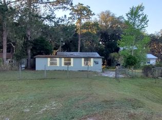 170 Clearwater Lake Rd, Hawthorne, FL 32640