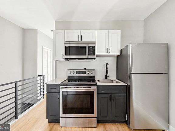 5th image of 6041 Hazel Ave #2
