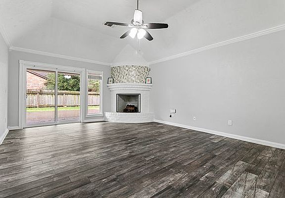 2nd image of 7102 Foxwood Forest Ct
