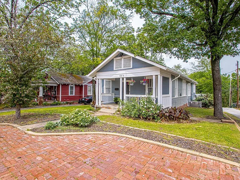 4816 Kenyon Dr — Photo 2