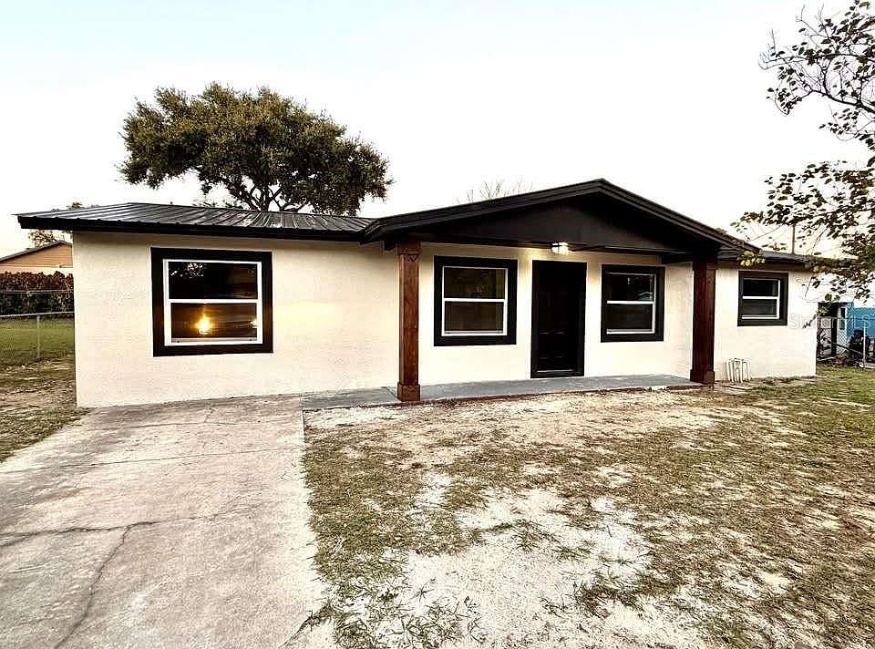 1st image of 23 TANGELO DRIVE