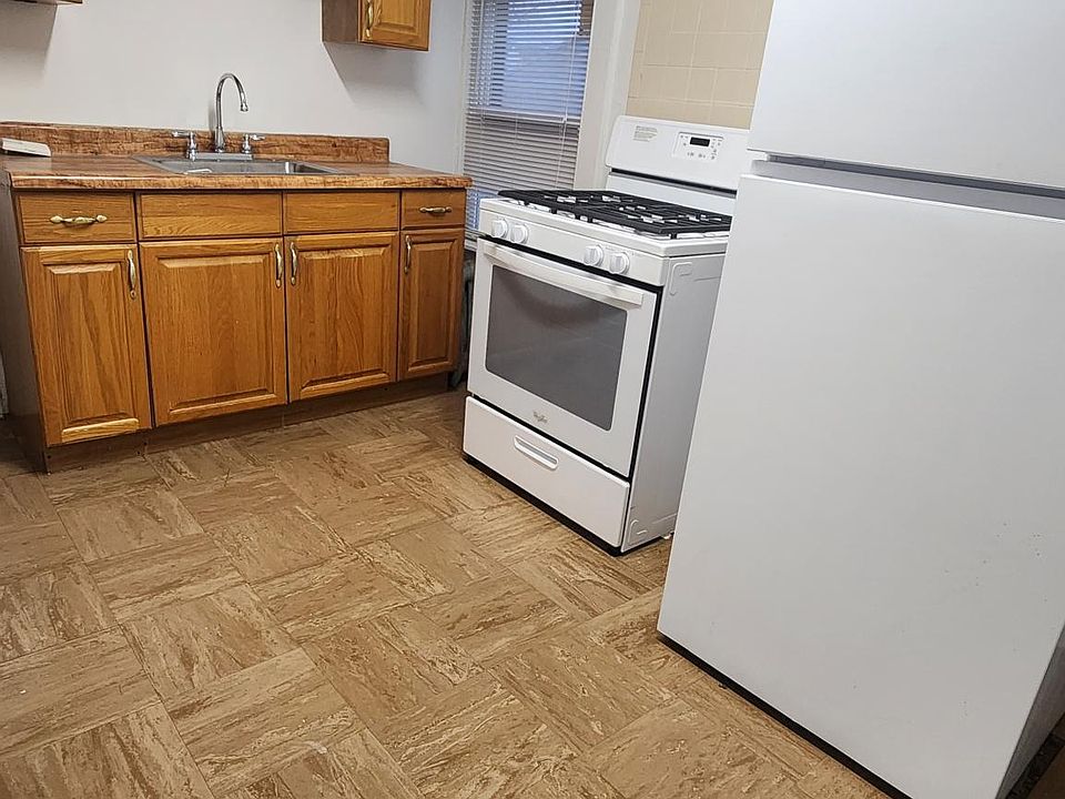 2nd image of 66 N Willow St APT 3