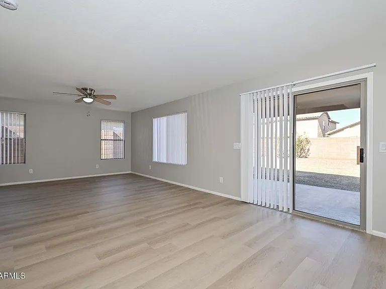 12324 W Missouri Ave — Photo 7