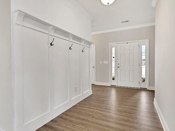 5th image of 130 Pleasant Hill Dr